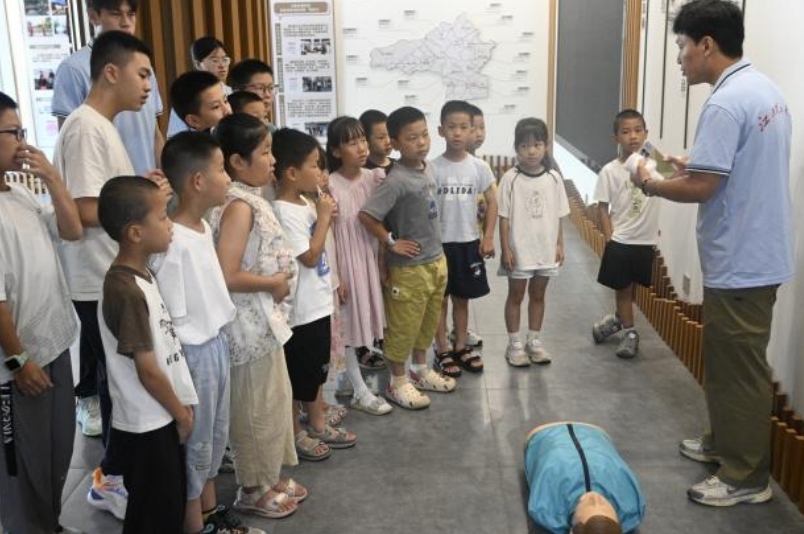 乳头高潮-女性乳头高潮
：科普水知识和防溺水知识 守护童心成长