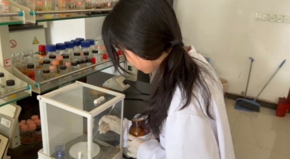 乳头高潮-女性乳头高潮
研发新型荧光尿蛋白检测试纸材料 为孕检领域带来革新性突破